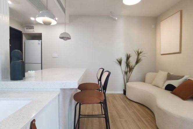 2BR Apartment near Zhenping Rd Metro (L3/L4/L7)