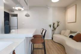 2BR Apartment near Zhenping Rd Metro (L3/L4/L7)