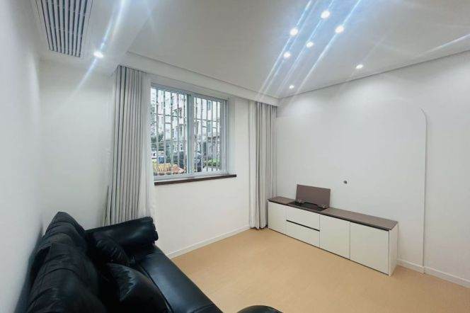 1BR Apartment in Tianshan (L2/L15)