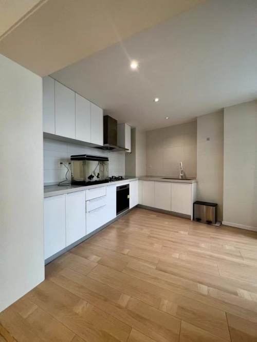 Housing image — Kitchen