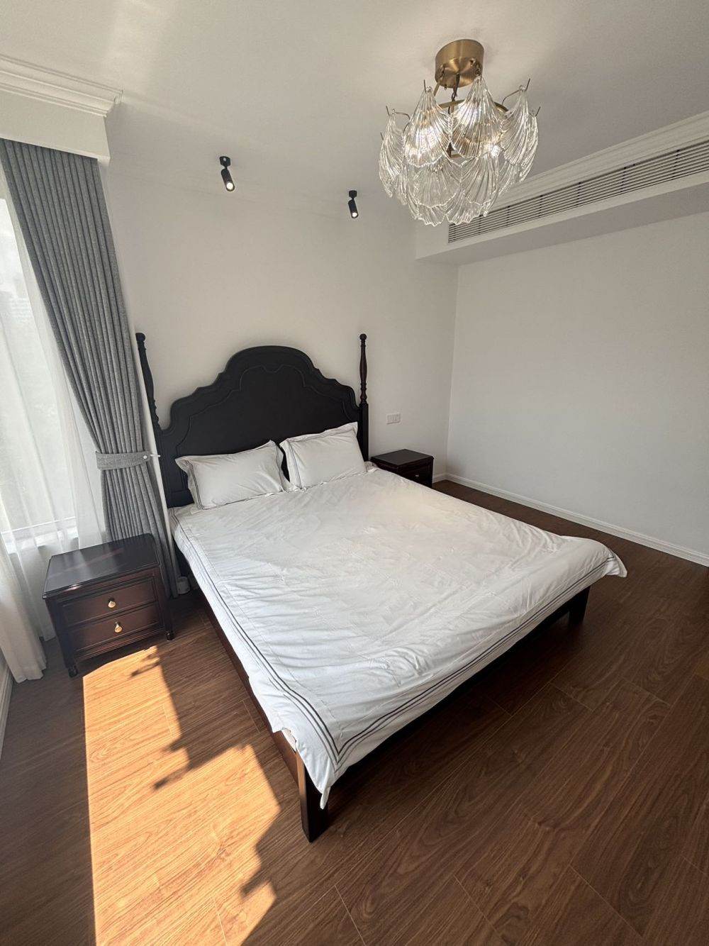 Housing image — Bedroom