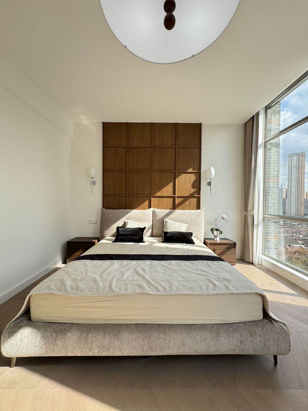 Housing image — Bedroom