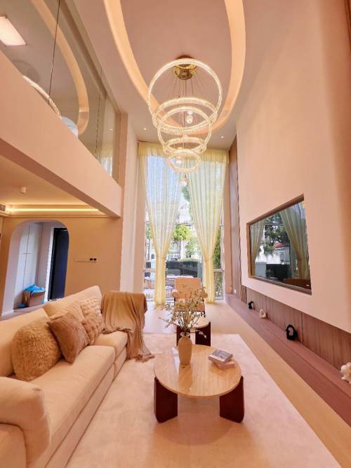 Housing image — Living Room