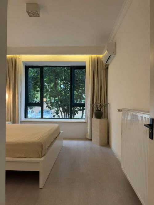 Housing image — Bedroom