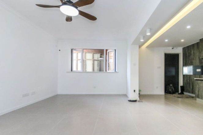 4BR Apartment in Jing'an (L2/L7/L14)