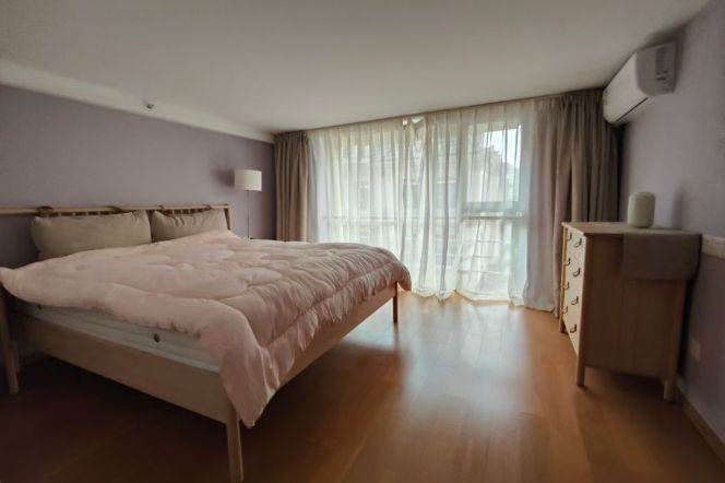 2BR Apartment near Century Park