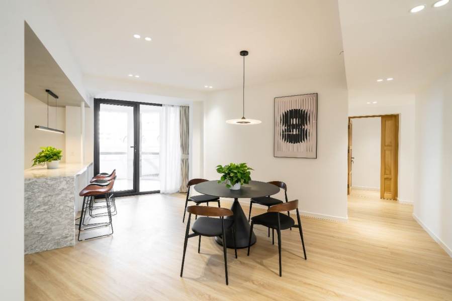 Housing image — Living Room