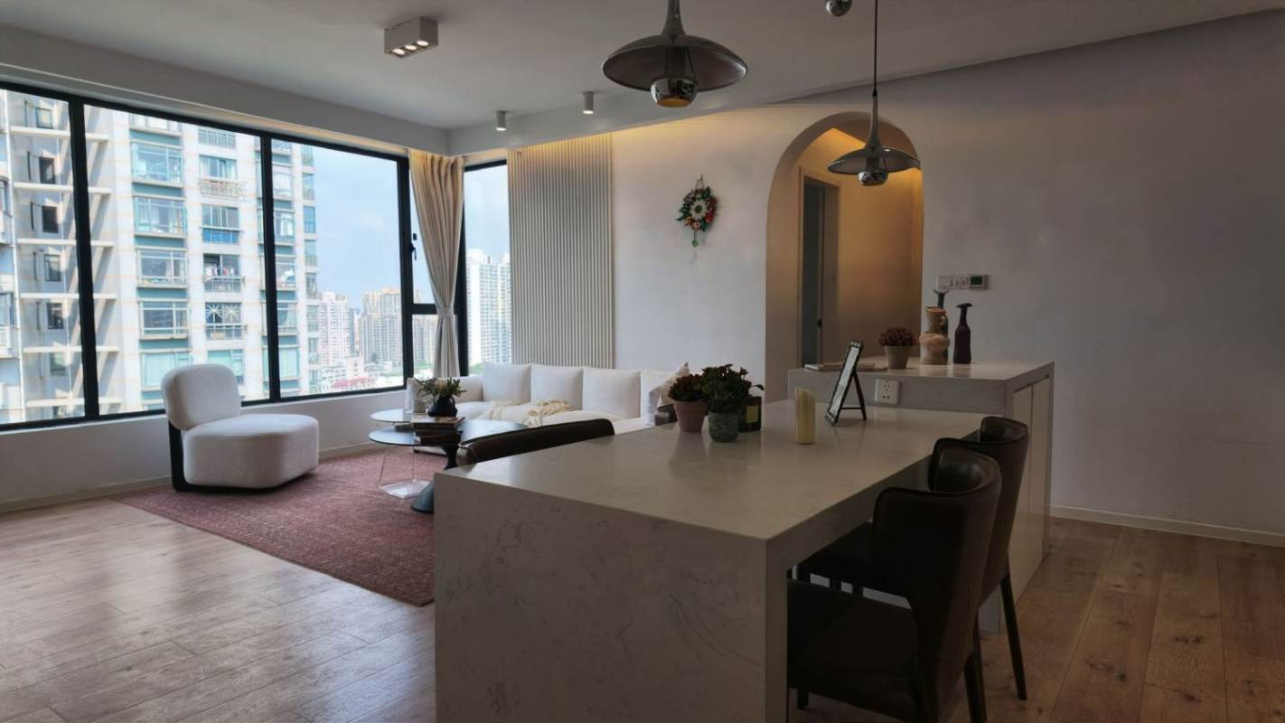 Housing image — Living Room