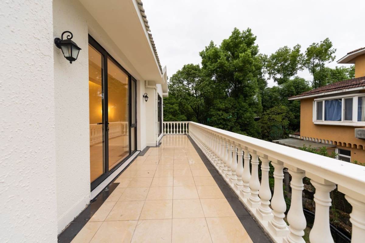 Housing image — Terrace
