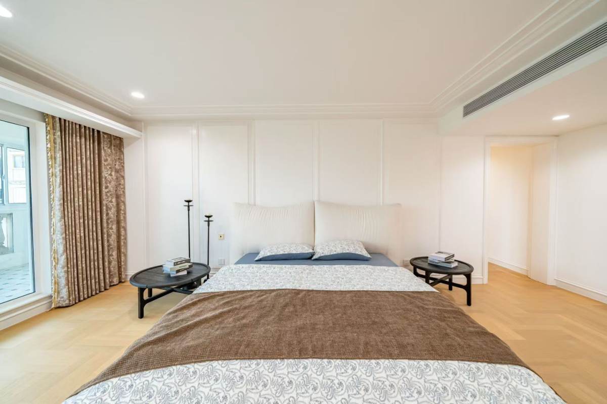 Housing image — Bedroom