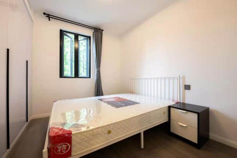 Housing image — Bedroom