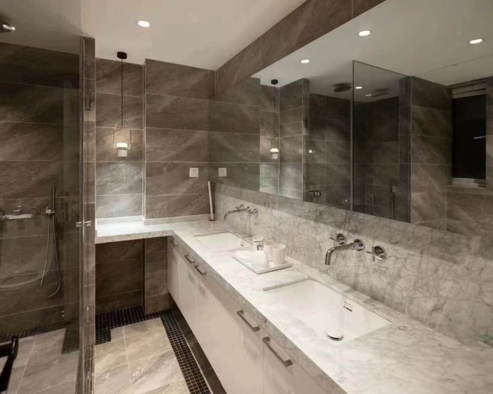 Housing image — Bathroom