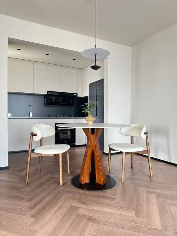 Housing image — Kitchen