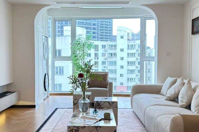 3BR Apartment near Tangqiao Metro with Floor-to-Ceiling Windows (L4)