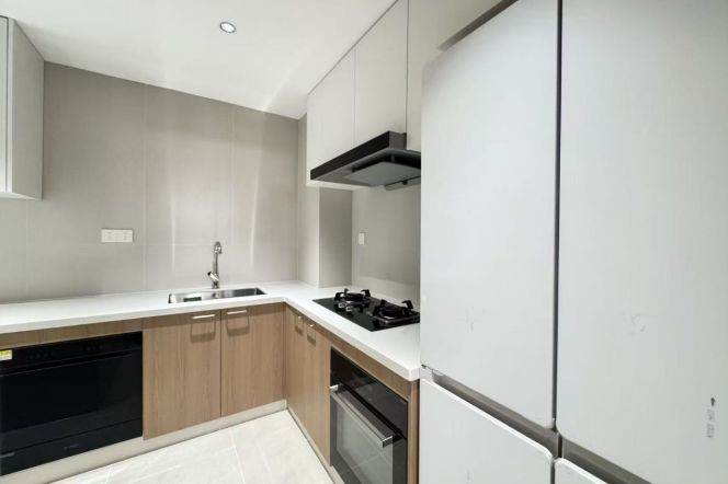 2BR Apartment near Yuanshen Sports Center Metro (L6)