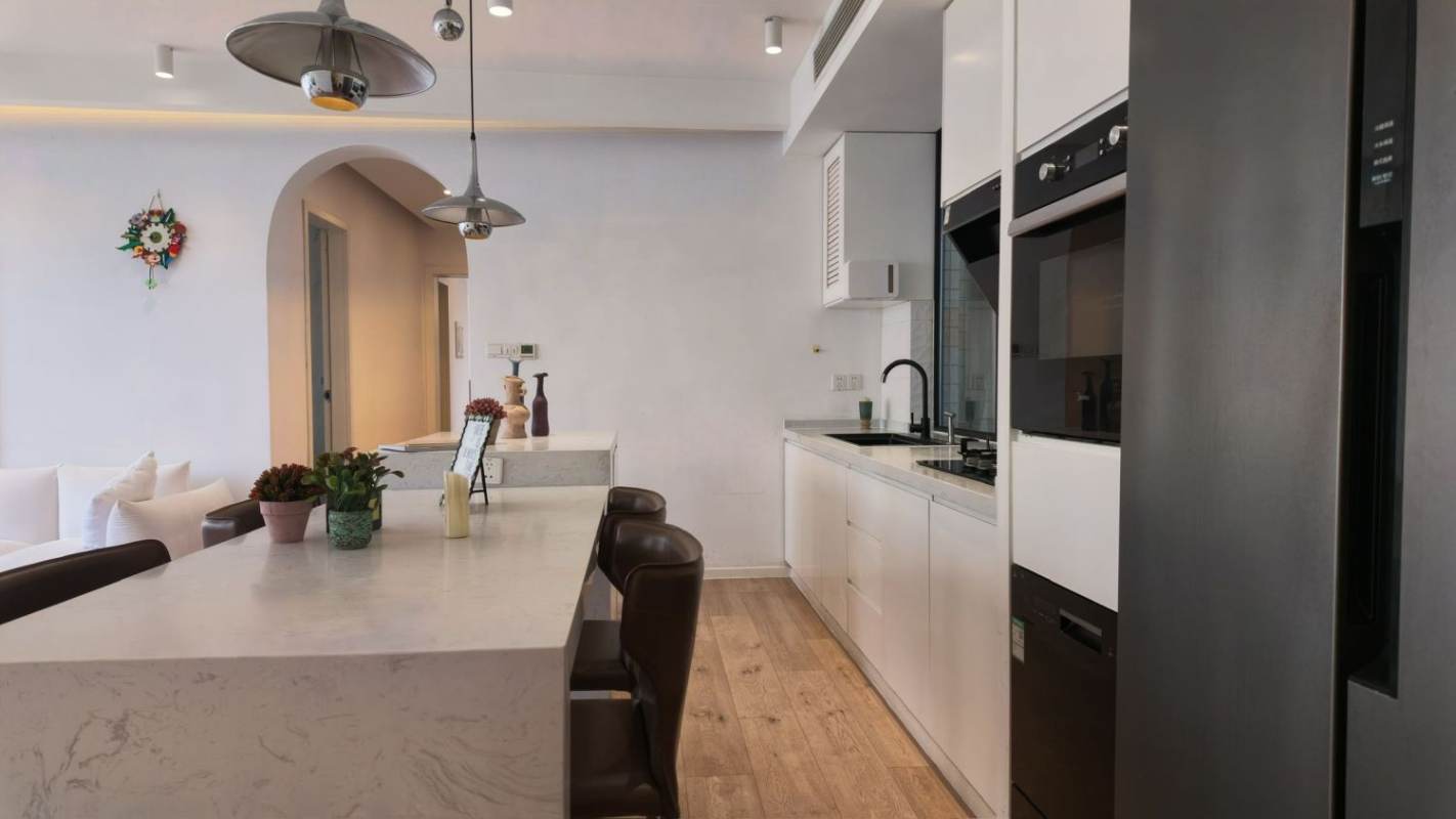 Housing image — Kitchen