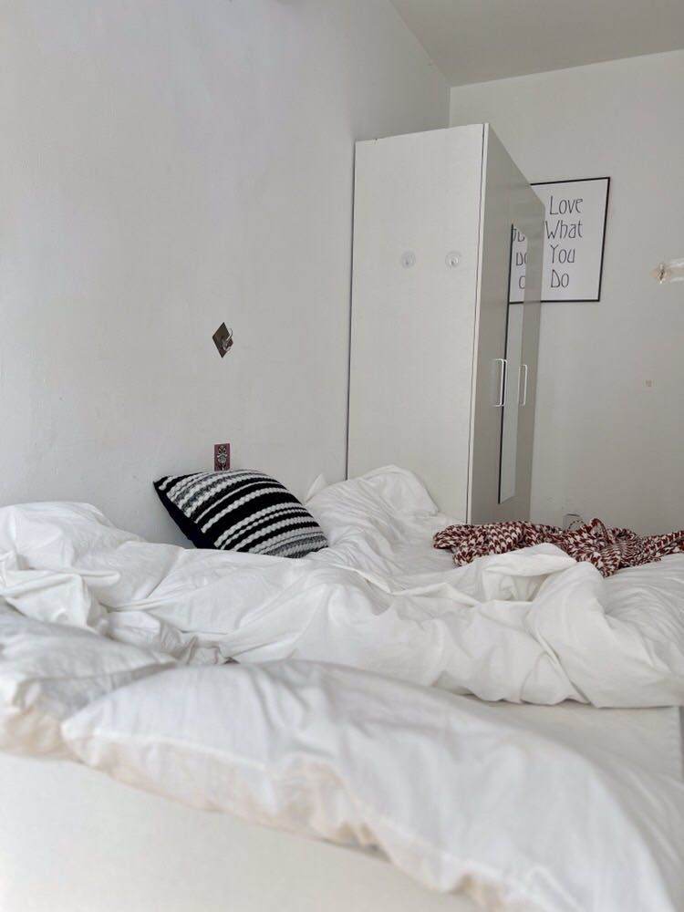 Housing image — Bedroom