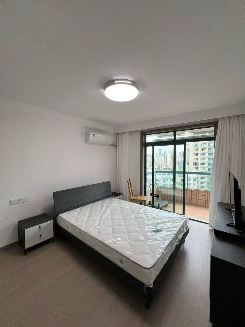 Housing image — Bedroom