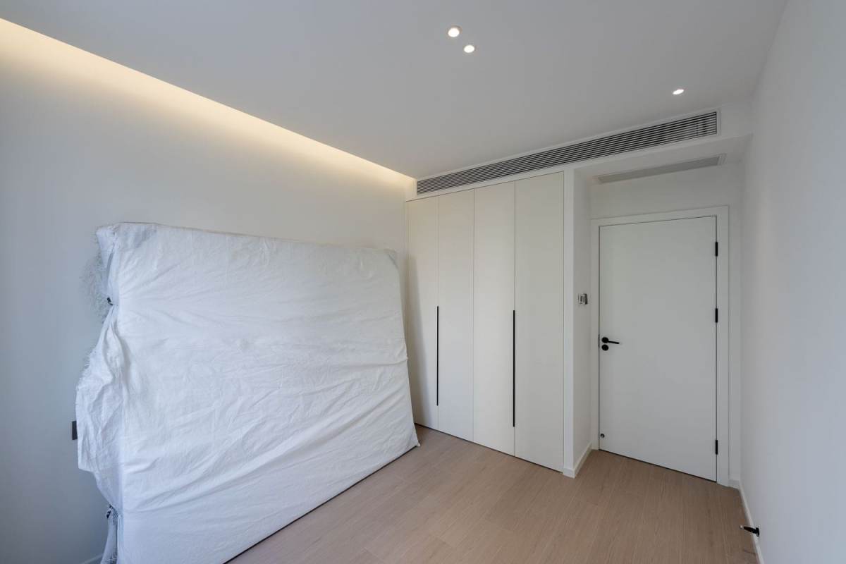 Housing image — Bedroom