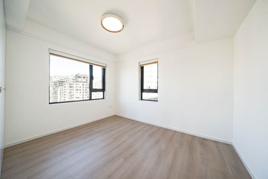 Housing image — Bedroom