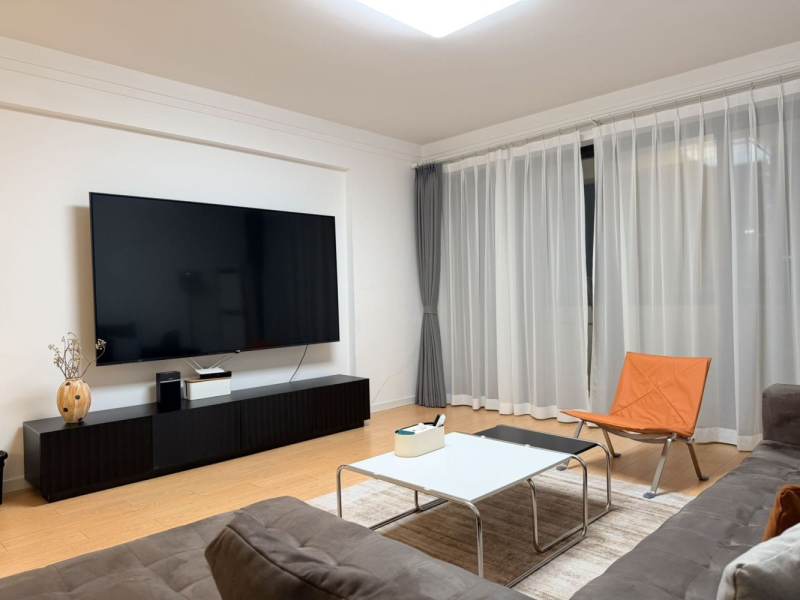 Housing image — Living Room