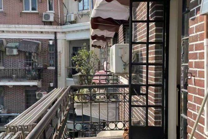 Spacious 2BR Apartment near Xintiandi Metro (L10/L13)