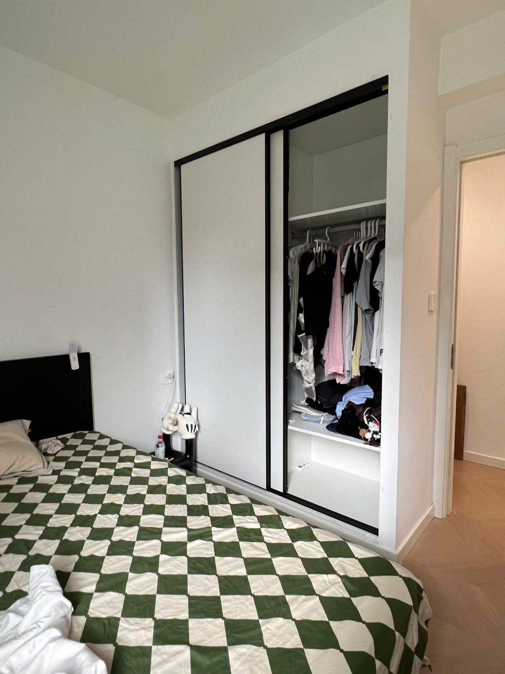 Housing image — Bedroom