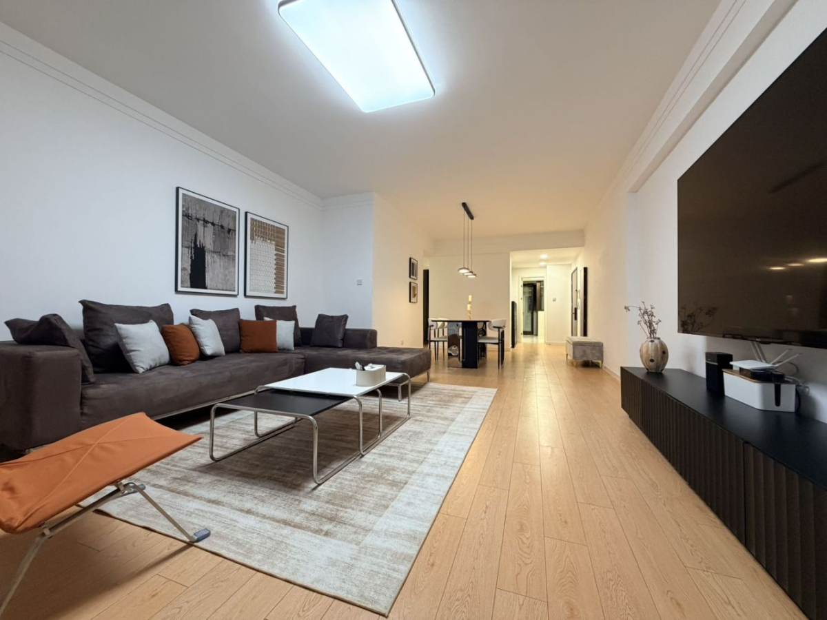 Housing image — Living Room