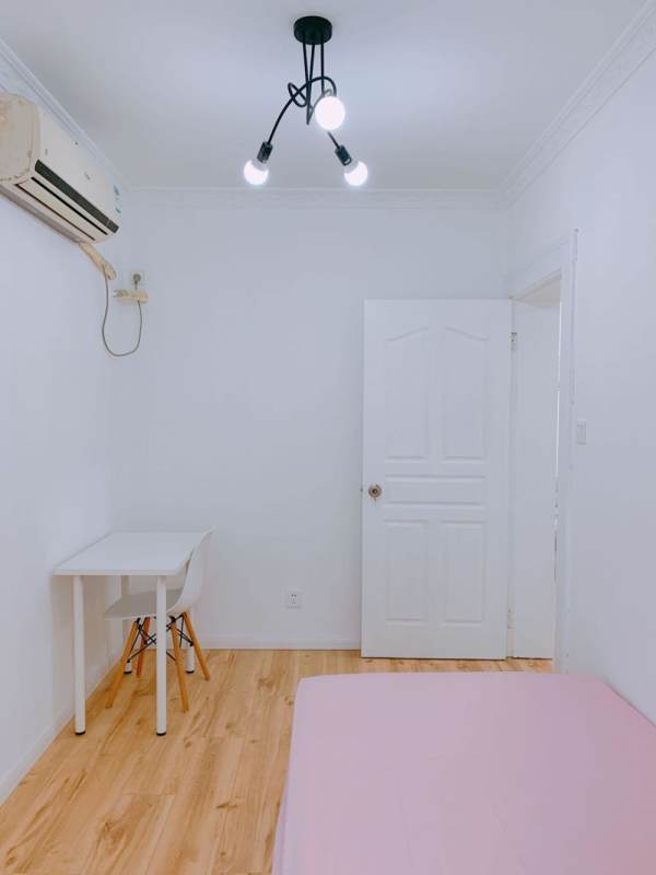 Housing image — Bedroom