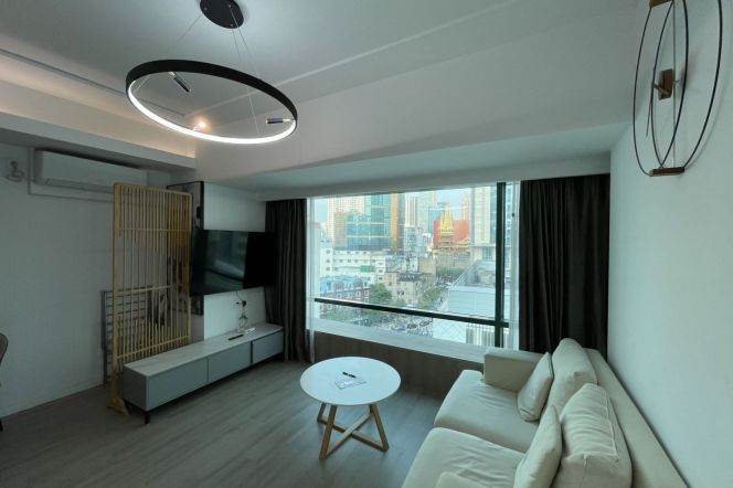1BR Apartment in Jing'an with Floor-to-Ceiling Windows (L2/L7/L14)