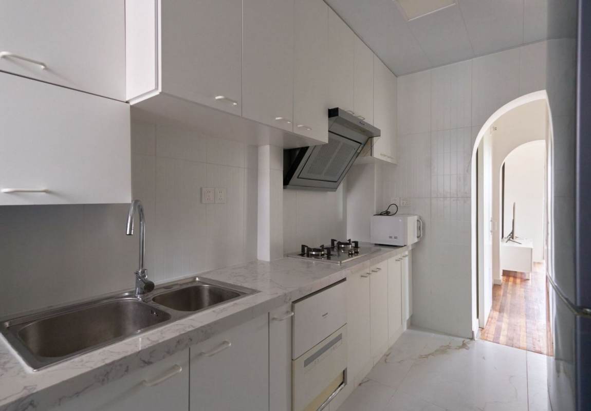 Housing image — Kitchen