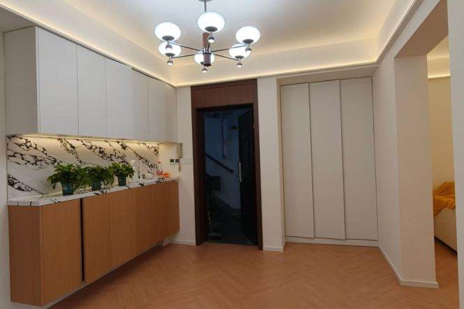 2BR Apartment near Zhenru Metro