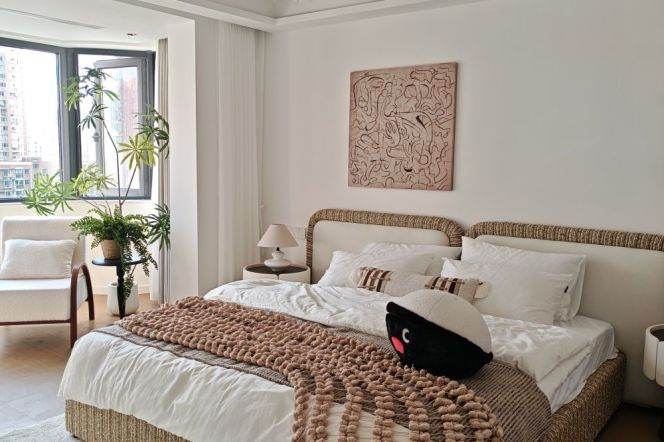 2BR Apartment in Jing'an (L7)