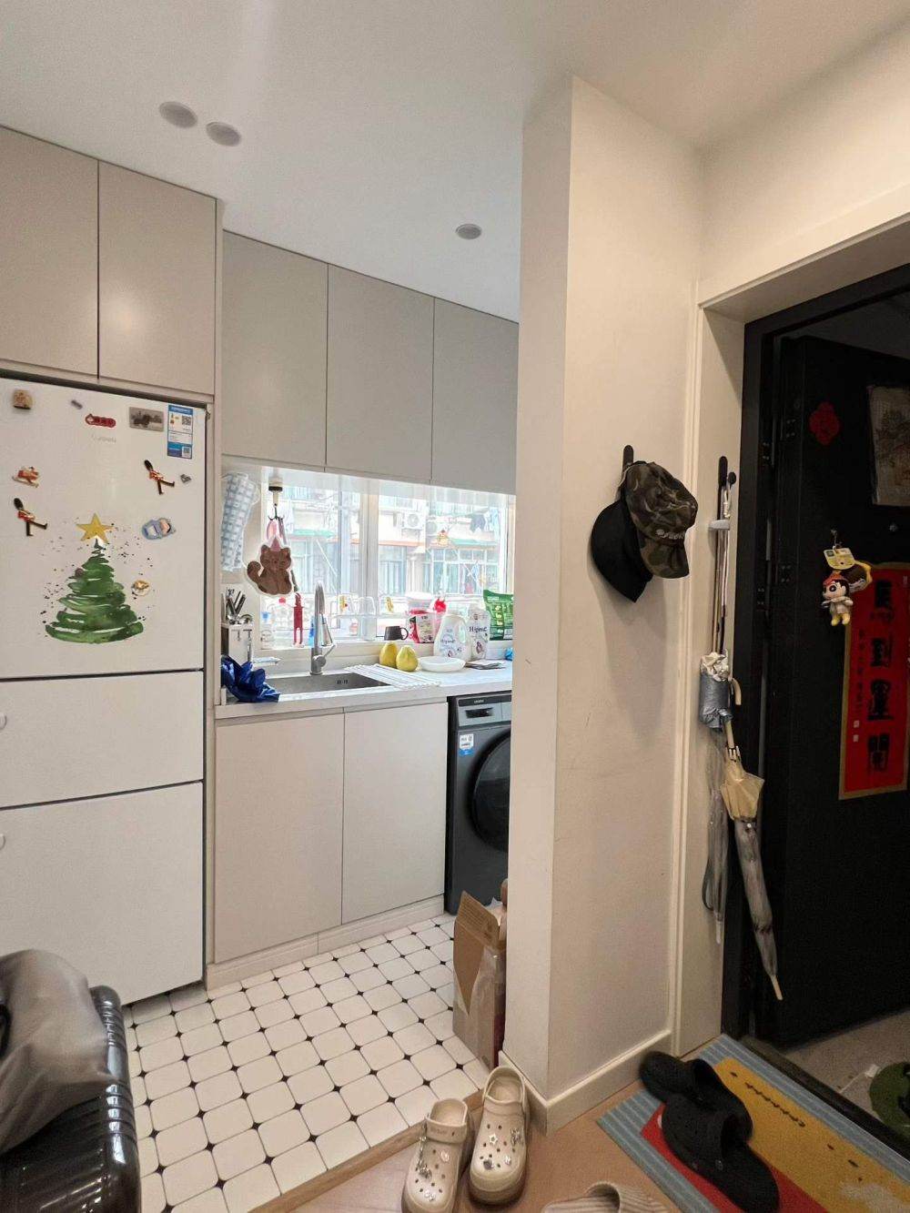 Housing image — Kitchen