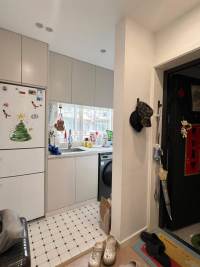 Housing image — Kitchen