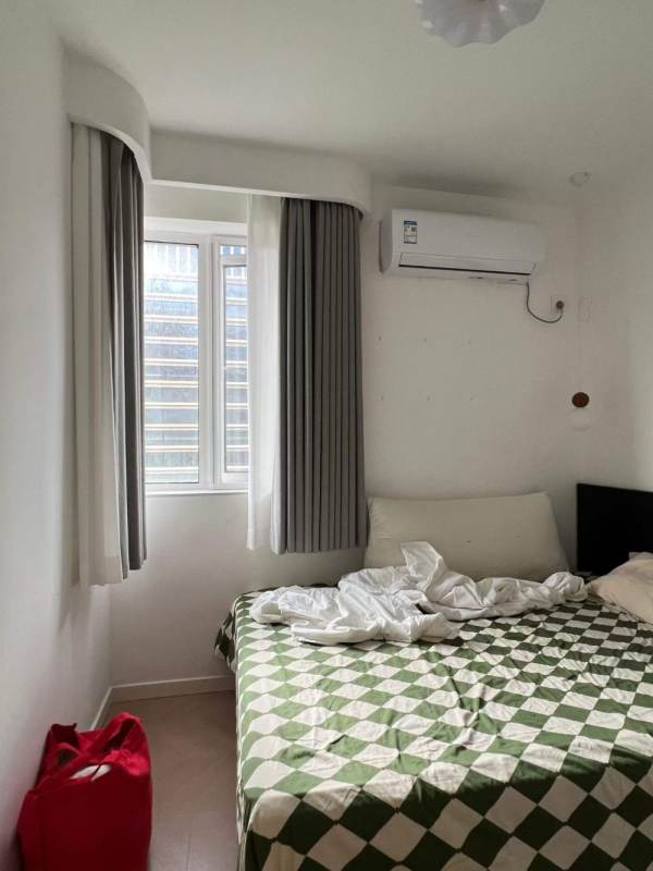 Housing image — Bedroom