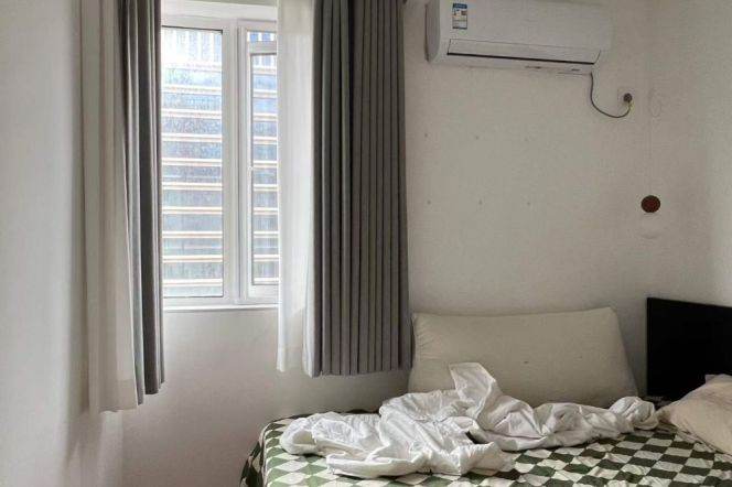 2BR Apartment in Jing'an (L13)