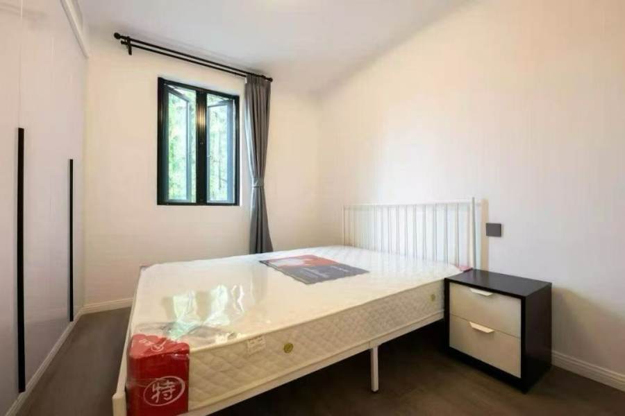 Housing image — Bedroom