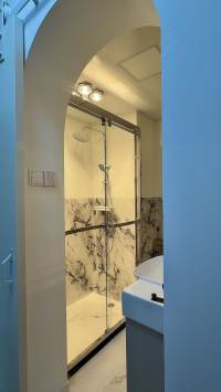 Housing image — Bathroom