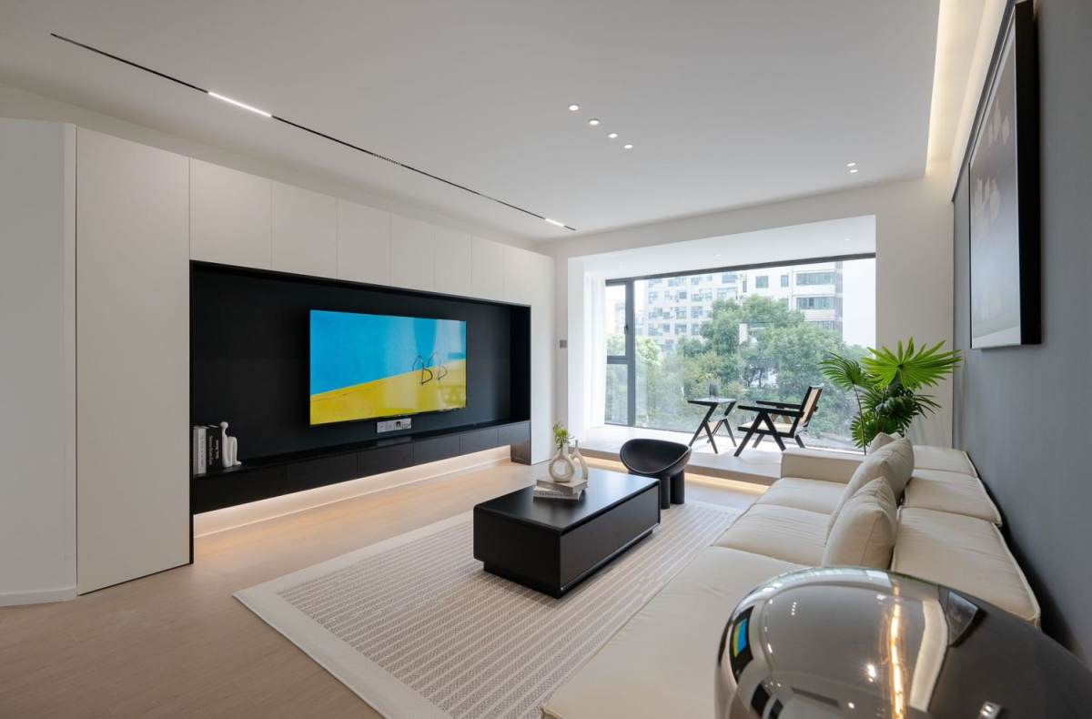 Housing image — Living Room
