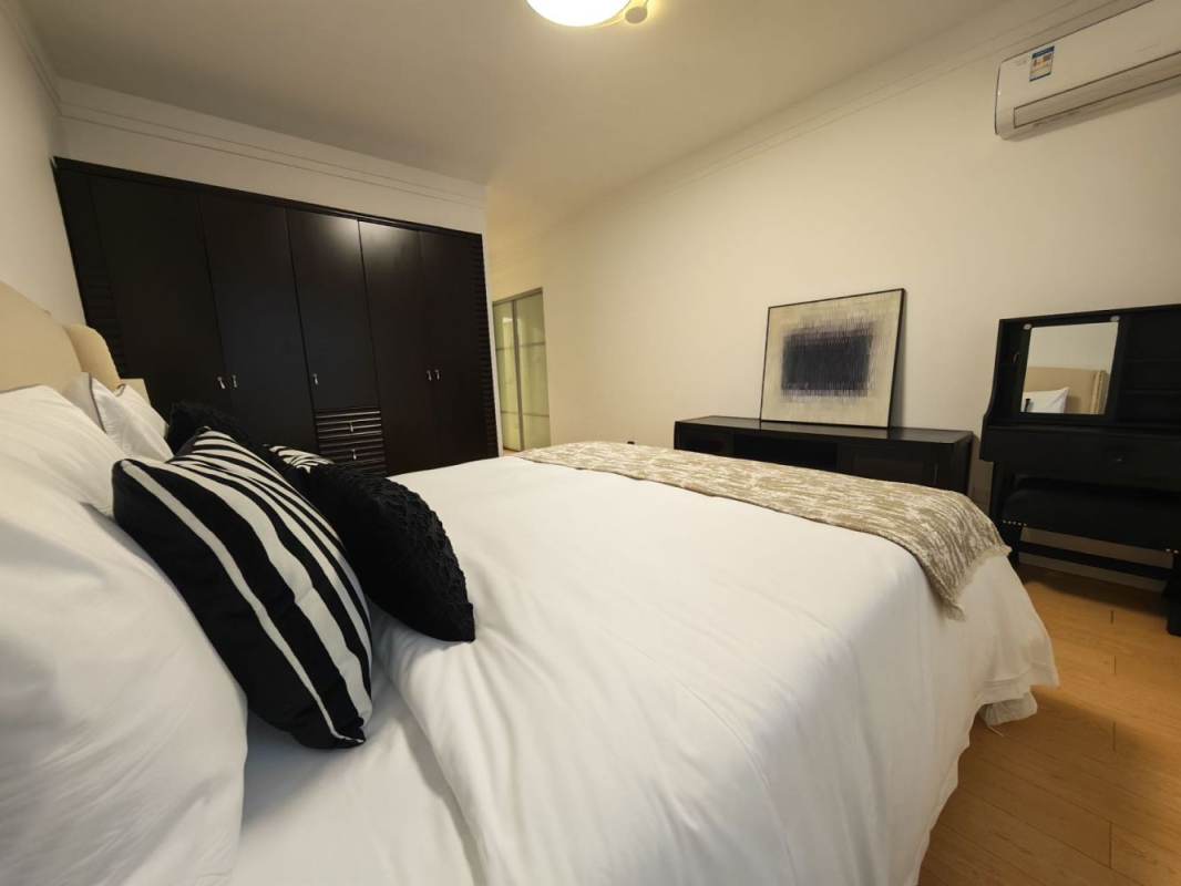 Housing image — Bedroom