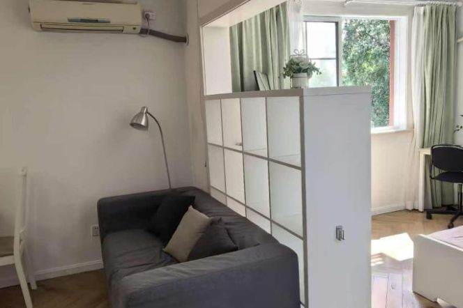 1BR Apartment near Shanghai Jiao Tong University (L10/L11)