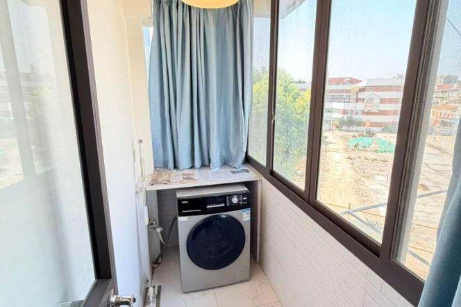 1BR Apartment near Zhongshan Park