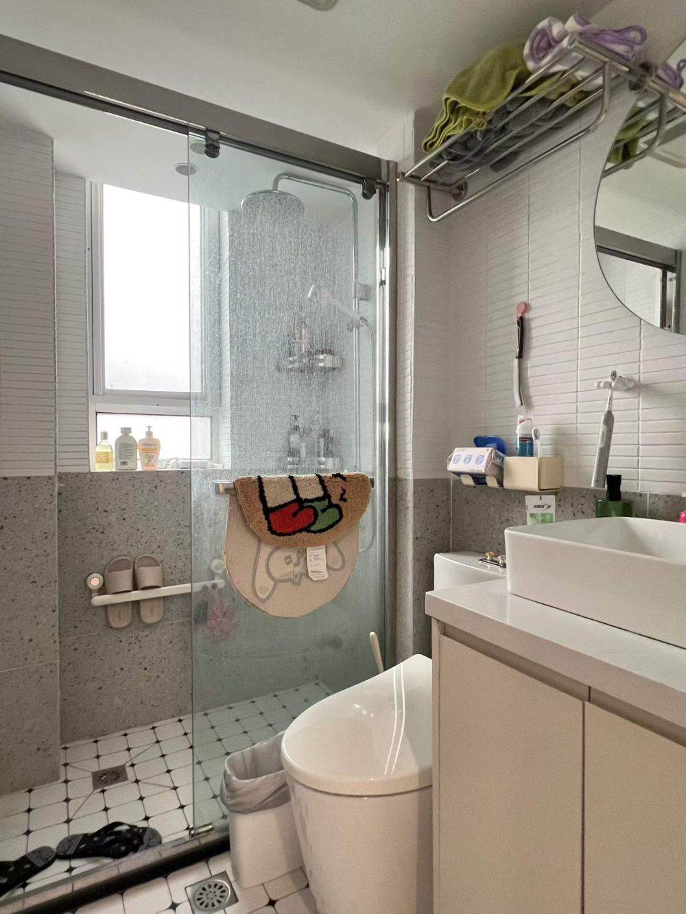 Housing image — Bathroom