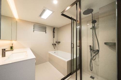 Housing image — Bathroom
