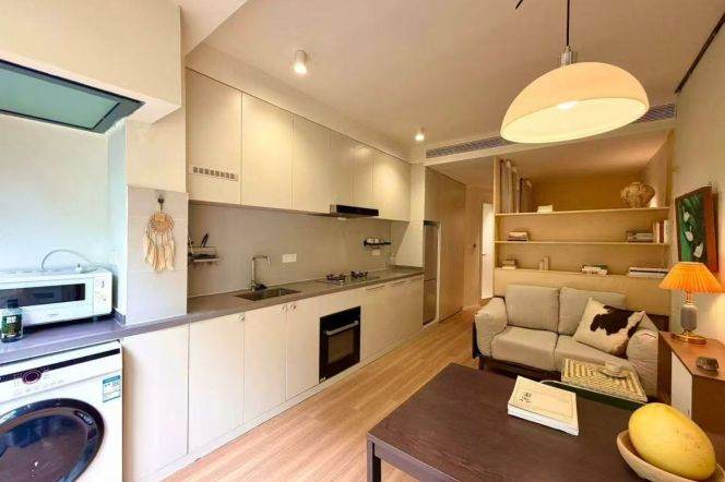 1BR Apartment in Old Xuhui with Terrace