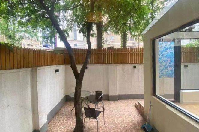 2BR Apartment in Old Xuhui with Private Garden (L1/L7/L9)