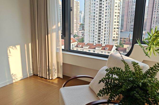 2BR Apartment in Jing'an (L7)