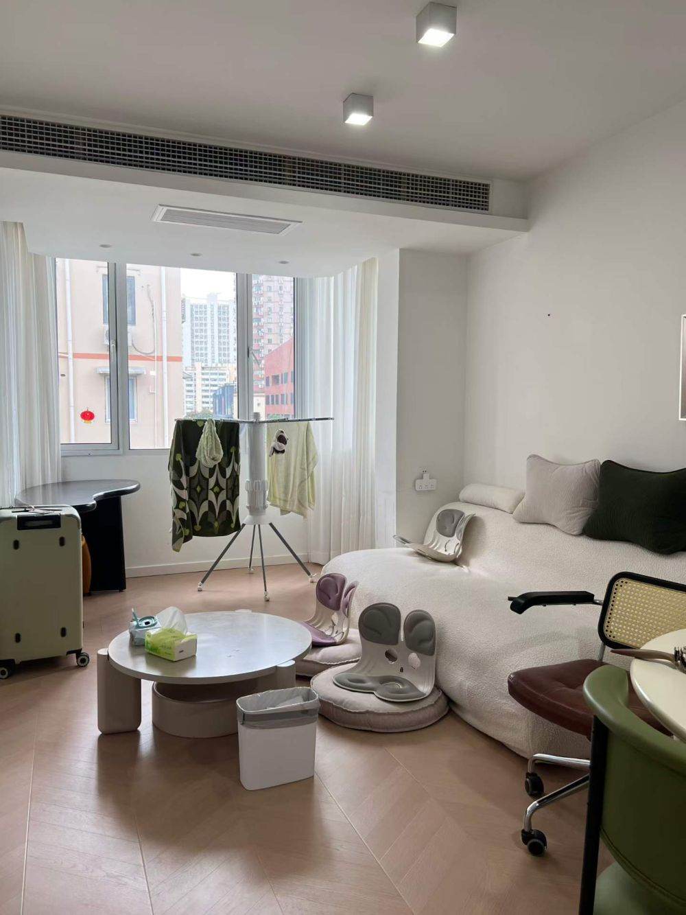 Housing image — Living Room