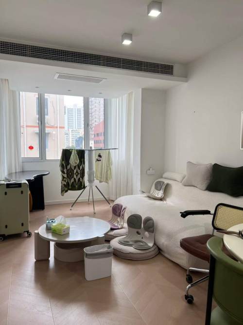 Housing image — Living Room